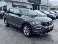 Usata VW T-Roc Style 150 CV (110 kW) 2018 Grigio SUV