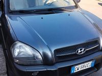 Usata Hyundai Tucson Dynamiq 140 CV (102 kW) 2006 Grigio SUV
