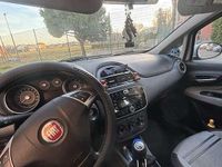Usata Fiat Punto Evo Dynamic 95 CV (69 kW) 2011 Bianco Utilitaria