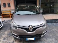 Usata Renault Captur Intens 90 CV (66 kW) 2017 Grigio SUV