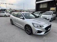 Usata Ford Focus ST-Line 150 CV (110 kW) 2019 Grigio Station wagon