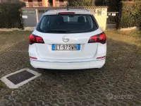 Usata Opel Astra 110 CV (80 kW) 2014 Bianco Station wagon