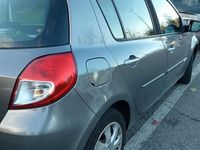 Usata Renault Clio II 85 CV (62 kW) 2010 Grigio Berlina