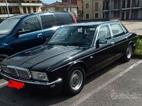 Usata Daimler Sovereign 212 CV (155 kW) 1989 Nero Berlina