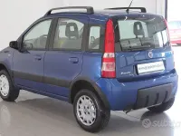 Usata Fiat Panda 4x4 Climbing 60 CV (44 kW) 2006 Bluazzurro Utilitaria