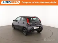 Usata Toyota Aygo Connect Style 72 CV (52 kW) 2021 Grigio Utilitaria