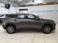 Usata Peugeot 2008 Active 131 CV (96 kW) 2020 Grigio platinum SUV