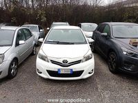 Usata Toyota Yaris Lounge 69 CV (50 kW) 2013 Bianco Berlina