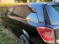 Usata Opel Astra 110 CV (80 kW) 2010 Nero Station wagon