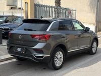 Usata VW T-Roc Advance 116 CV (85 kW) 2018 Grigio SUV