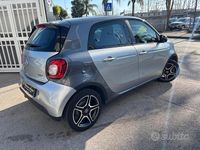 Usata Smart ForFour Passion 89 CV (65 kW) 2017 Grigio Utilitaria