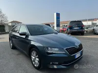 Usata Skoda Superb Style 150 CV (110 kW) 2019 Grigio Station wagon