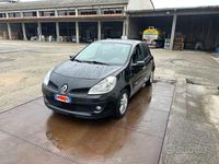 Usata Renault Clio II Dynamique 85 CV (62 kW) 2007 Nero Berlina