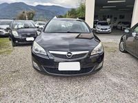 Usata Opel Astra Cosmo 140 CV (102 kW) 2012 Nero Berlina