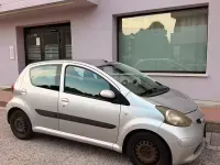 Usata Toyota Aygo 54 CV (39 kW) 2006 Grigio Utilitaria