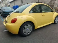 Usata VW New Beetle 116 CV (85 kW) 1999 Giallo Utilitaria