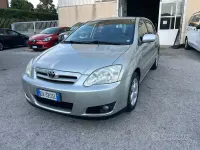 Usata Toyota Corolla 90 CV (66 kW) 2006 Grigio Berlina