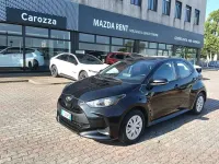 Usata Toyota Yaris Hybrid Active 92 CV (67 kW) 2024 Nero Berlina