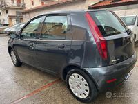 Usata Fiat Punto Active 59 CV (43 kW) 2009 Marrone Berlina