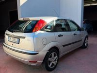 Usata Ford Focus Zetec 115 CV (84 kW) 2004 Grigio Berlina