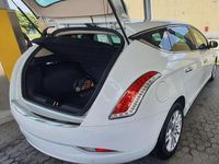 Usata Lancia Delta Gold 120 CV (88 kW) 2014 Bianco Utilitaria