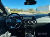 Usata Mercedes GLA180 Premium 136 CV (100 kW) 2022 Bianco SUV