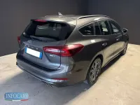 Usata Ford Focus ST-Line 155 CV (114 kW) 2023 Grigio metallizzato Station wagon