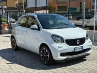 Usata Smart ForFour 71 CV (52 kW) 2016 Bianco Utilitaria