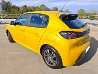Usata Peugeot 208 101 CV (74 kW) 2021 Giallo Utilitaria