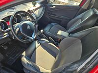 Usata Alfa Romeo Giulietta Exclusive 150 CV (110 kW) 2014 Rosso Utilitaria
