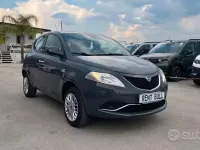 Usata Lancia Ypsilon 85 CV (62 kW) 2016 Grigio Utilitaria