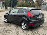 Usata Ford Fiesta 60 CV (44 kW) 2011 Nero Berlina