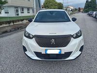 Usata Peugeot 2008 Allure 131 CV (96 kW) 2023 Bianco SUV