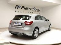 Usata Mercedes A180 109 CV (80 kW) 2017 Grigio Utilitaria