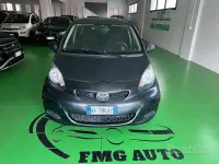 Usata Toyota Aygo 68 CV (50 kW) 2011 Grigio Utilitaria