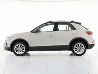 Usata VW T-Roc Life 116 CV (85 kW) 2023 Grigio SUV