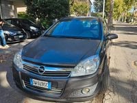 Usata Opel Astra Enjoy 110 CV (80 kW) 2009 Grigio Station wagon