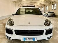 Usata Porsche Cayenne 262 CV (192 kW) 2017 Bianco SUV