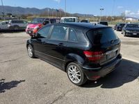 Usata Mercedes B200 140 CV (102 kW) 2009 Nero Monovolume