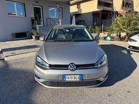Usata VW Golf VII Executive 116 CV (85 kW) 2017 Beige Berlina