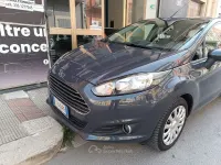Usata Ford Fiesta Business Edition 75 CV (55 kW) 2015 Blu Berlina
