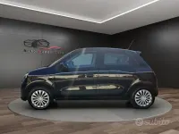 Usata Renault Twingo SE 69 CV (50 kW) 2018 Nero Utilitaria