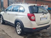 Usata Chevrolet Captiva LT 149 CV (109 kW) 2010 Bianco SUV