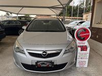 Usata Opel Astra Cosmo 101 CV (74 kW) 2011 Argento Station wagon
