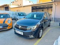 Usata Dacia Sandero Comfort 101 CV (74 kW) 2020 Grigio Berlina