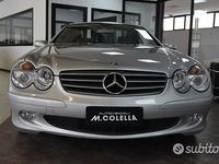 Usata Mercedes SL350 245 CV (180 kW) 2006 Grigio Cabrio