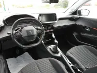 Usata Peugeot 208 Allure 75 CV (55 kW) 2022 Grigio Utilitaria