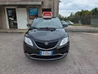 Usata Lancia Ypsilon Gold 69 CV (50 kW) 2017 Nero Utilitaria