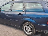 Usata Ford Focus 116 CV (85 kW) 2002 Blu Station wagon
