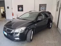 Usata Kia Ceed GT LX 90 CV (66 kW) 2012 Nero Station wagon